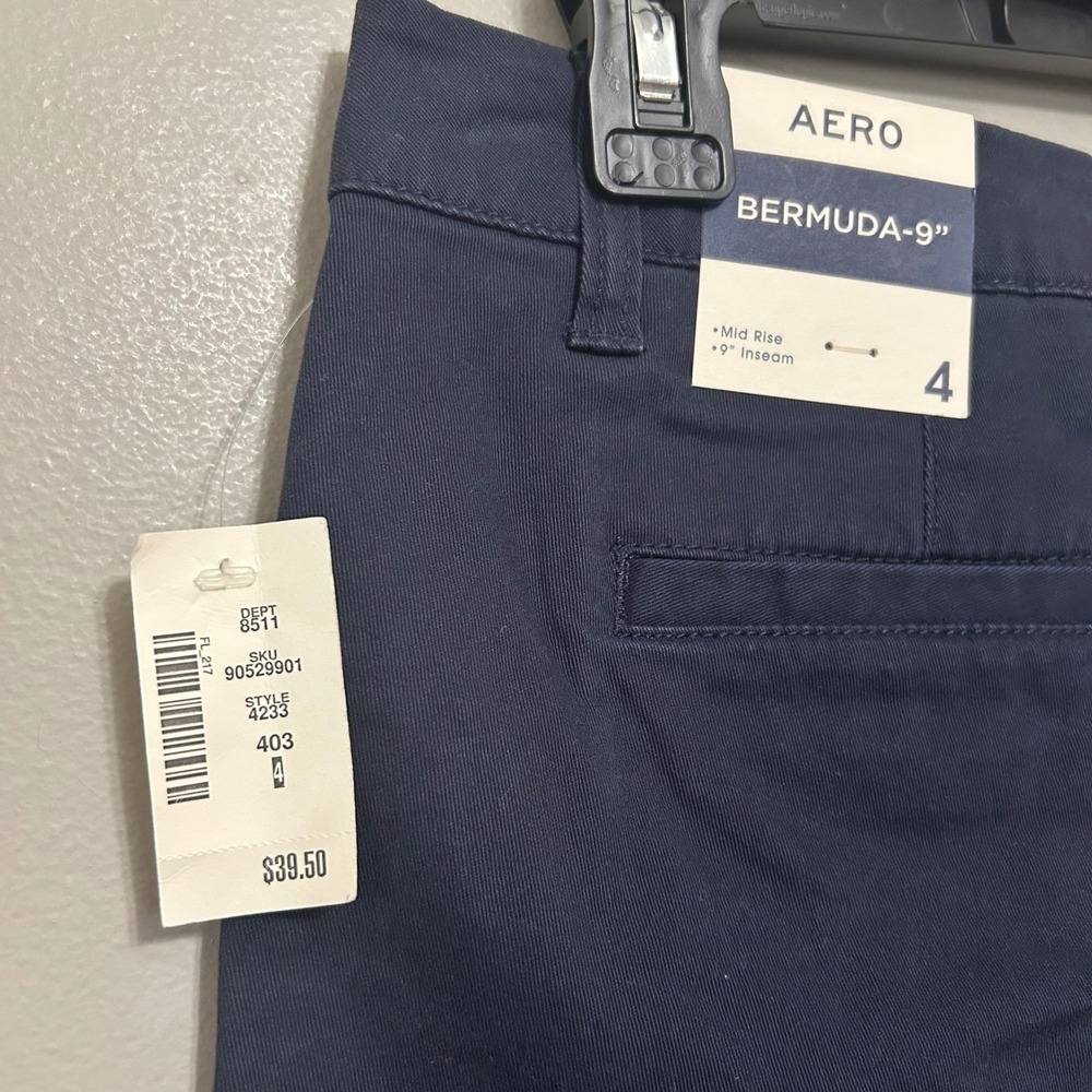 Aeropostale Bermuda Shorts Women's 4 Navy Blue 9" Inseam Chino Preppy Casual NWT - Picture 3 of 7